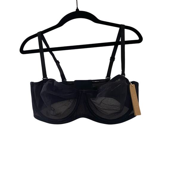 NEW Skims Ultra Fine Mesh Strapless Bra in Onyx 36D - Picture 1 of 4
